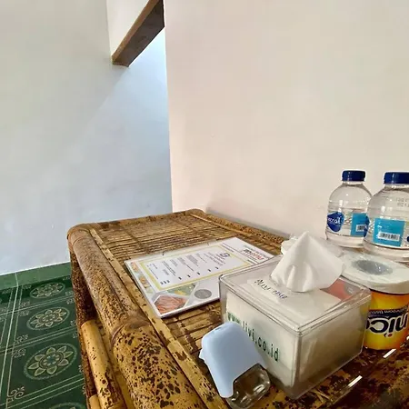 Duyung Rooms & Resto Gerupuk